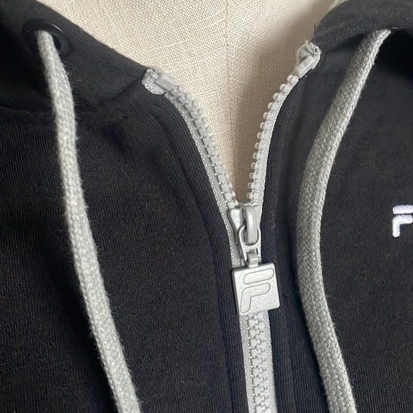 Fila jacket woman’s black zip hooded athletic NWT cotton blend coat Sz XS - Picture 2 of 8